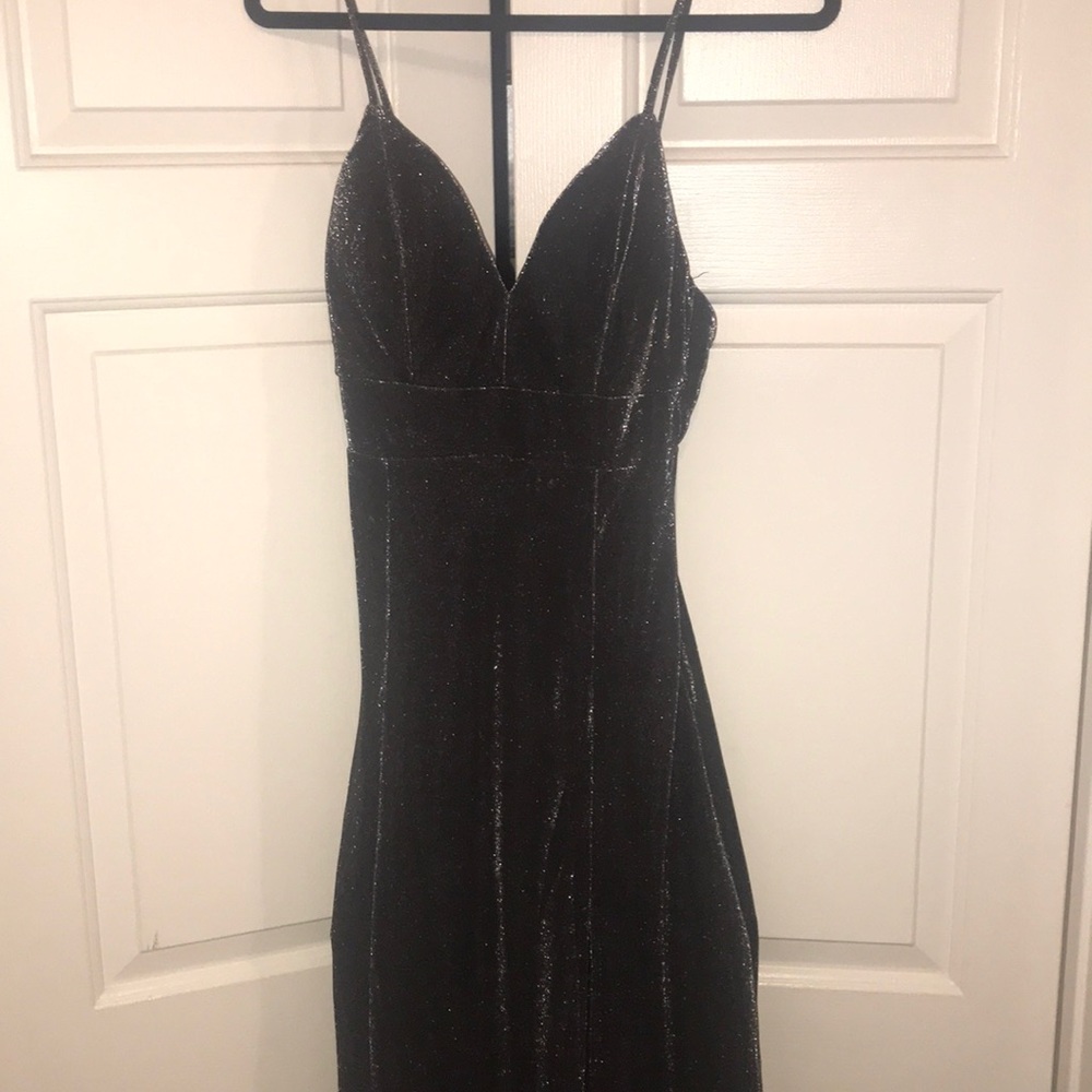 Formal dark grey gown - Picture 3 of 5